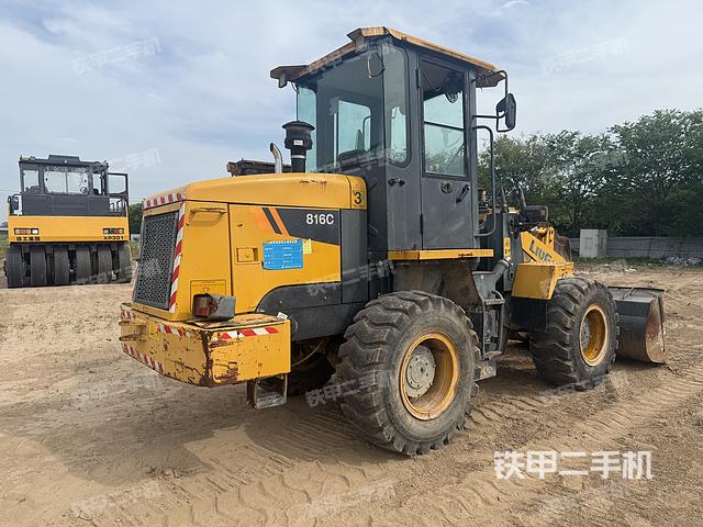 整機(jī)右后45°（整機(jī)外觀及大件）