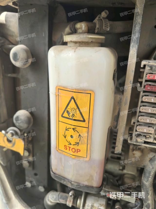 水箱+風(fēng)扇特寫（上車部件）