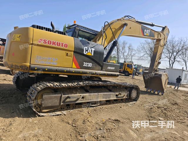 整機(jī)右后45°(整機(jī)外觀) 整機(jī)右后45°(整機(jī)外觀)