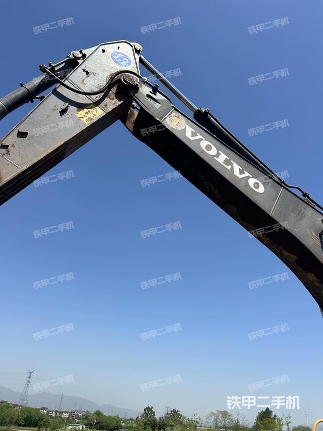 大臂整體?右側(cè)（工作和回轉(zhuǎn)裝置）