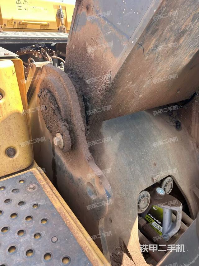 大臂根部?斜視（工作和回轉(zhuǎn)裝置）