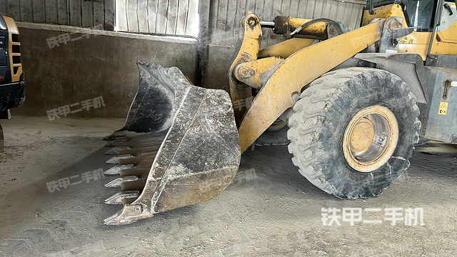 工作装置整体（整机外观及大件）