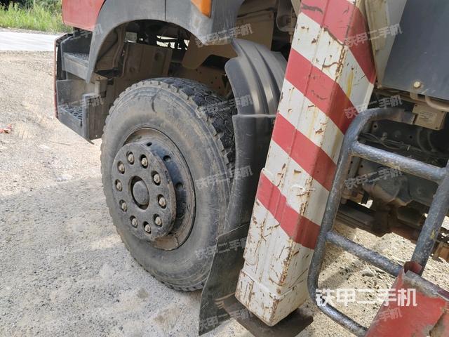 輪胎（汽車起重機(jī)其他部件展示）