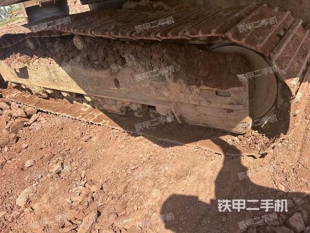 右驅(qū)動(dòng)輪(行走機(jī)構(gòu)) 右驅(qū)動(dòng)輪(行走機(jī)構(gòu))