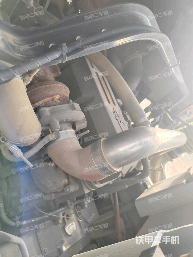 發(fā)動機(jī)（汽車起重機(jī)關(guān)鍵部件）