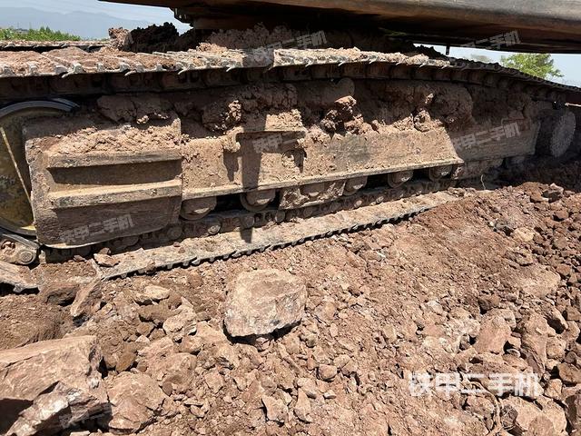 右驅(qū)動(dòng)輪（行走機(jī)構(gòu)）