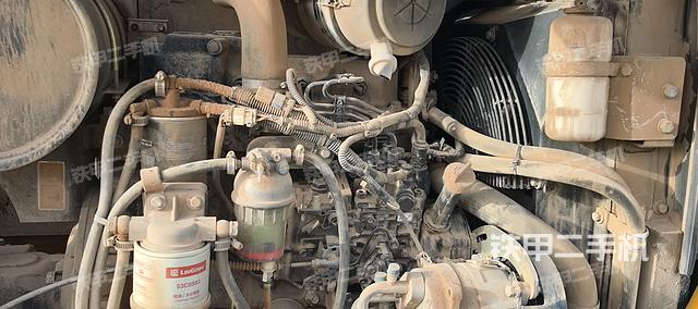 发动机整体俯视（整机外观）