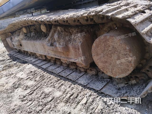 右側(cè)履帶整體（行走機(jī)構(gòu)）