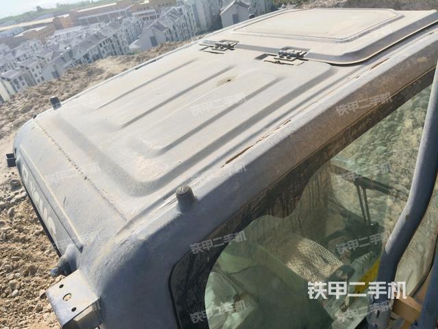 小臂整體右前(工作和回轉(zhuǎn)裝置) 小臂整體右前(工作和回轉(zhuǎn)裝置)