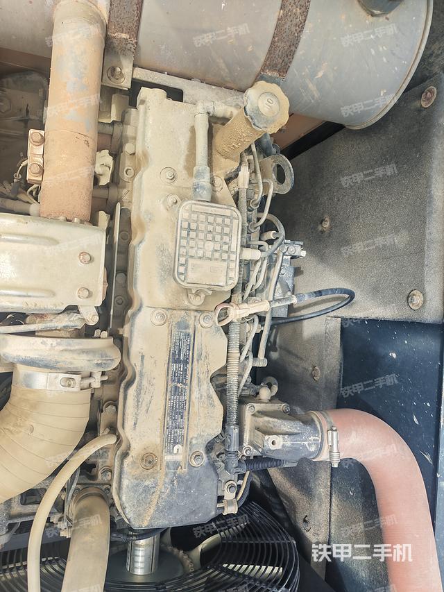 發(fā)動(dòng)機(jī)整體俯視（整機(jī)外觀）