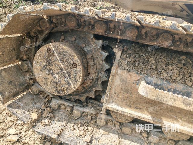 左驅(qū)動(dòng)輪(行走機(jī)構(gòu)) 左驅(qū)動(dòng)輪(行走機(jī)構(gòu))