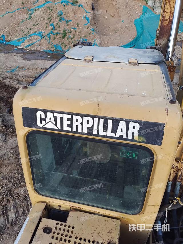 駕駛室頂部（整機(jī)外觀）