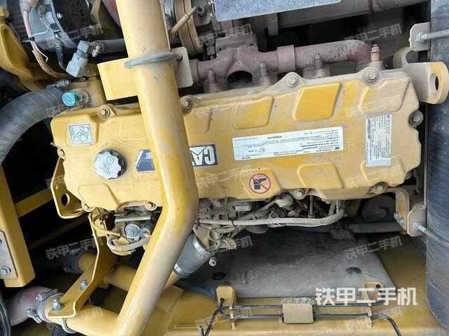 發(fā)動(dòng)機(jī)整體俯視(整機(jī)外觀) 發(fā)動(dòng)機(jī)整體俯視(整機(jī)外觀)