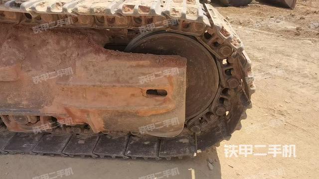 單側(cè)履帶整體（整機(jī)外觀）