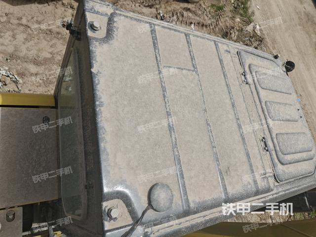 駕駛室頂部俯視（上車部件）