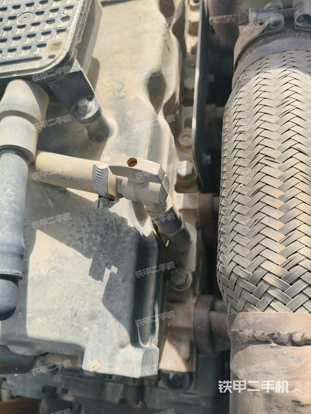 氣門室蓋螺絲特寫(上車部件) 氣門室蓋螺絲特寫(上車部件)