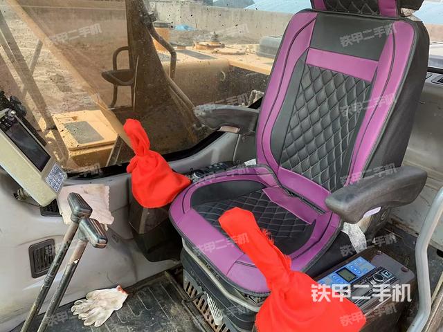 駕駛室整體（整機(jī)外觀）