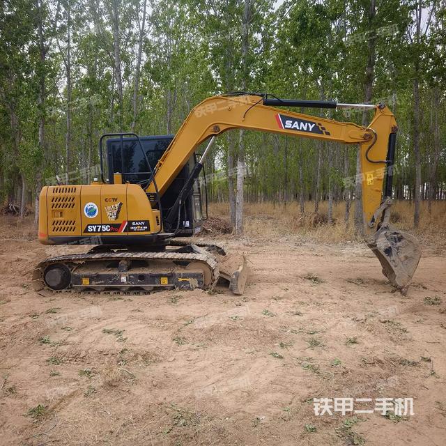 整機右后45°(整機外觀) 整機右后45°(整機外觀)