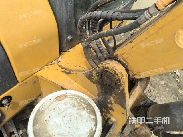 大臂根部?斜(工作和回轉(zhuǎn)裝置) 大臂根部?斜(工作和回轉(zhuǎn)裝置)