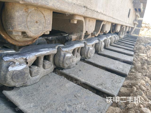 左側(cè)行走馬達(dá)蓋板(行走機(jī)構(gòu)) 左側(cè)行走馬達(dá)蓋板(行走機(jī)構(gòu))