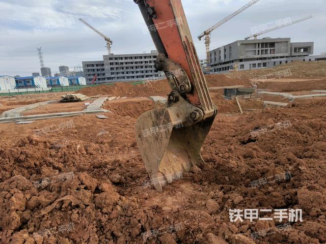 大臂整體?右側(工作和回轉裝置) 大臂整體?右側(工作和回轉裝置)