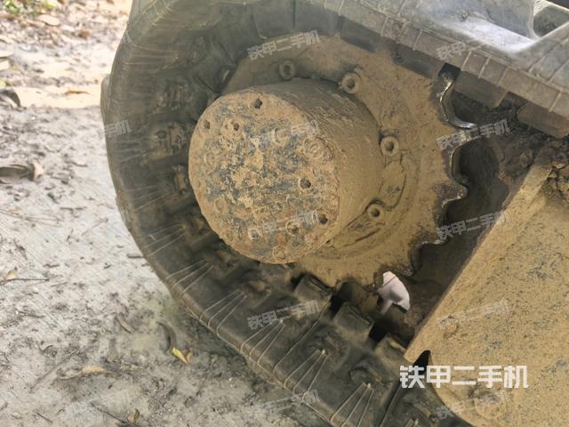 右驅(qū)動(dòng)輪（行走機(jī)構(gòu)）