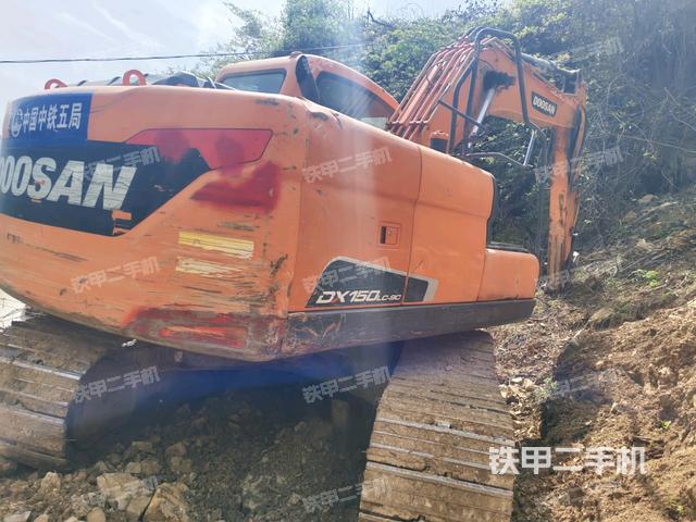 右后45(整機(jī)外觀) 右后45(整機(jī)外觀)