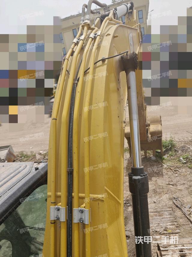 大臂背部俯視（工作和回轉(zhuǎn)裝置）