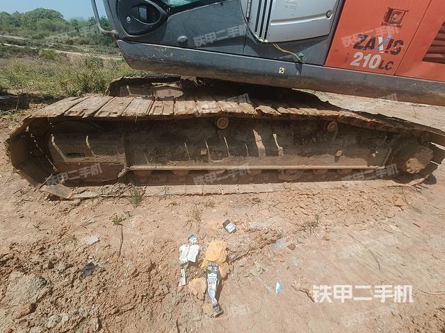 单侧履带整体（整机外观）