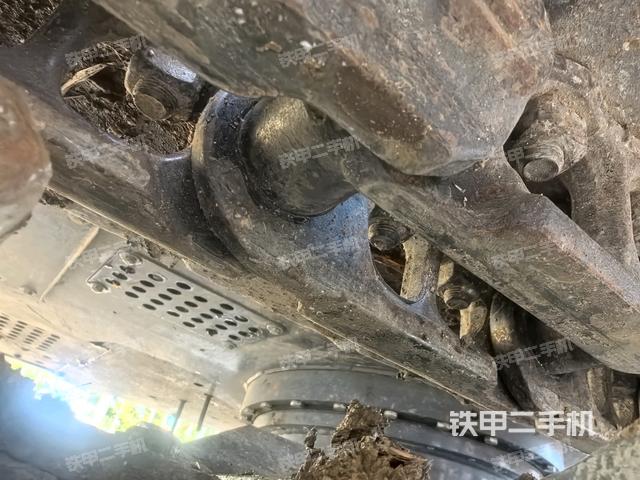 右驅(qū)動(dòng)輪(行走機(jī)構(gòu)) 右驅(qū)動(dòng)輪(行走機(jī)構(gòu))