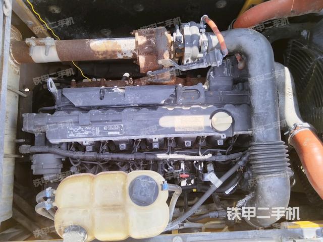 發(fā)動(dòng)機(jī)室（上車部件）