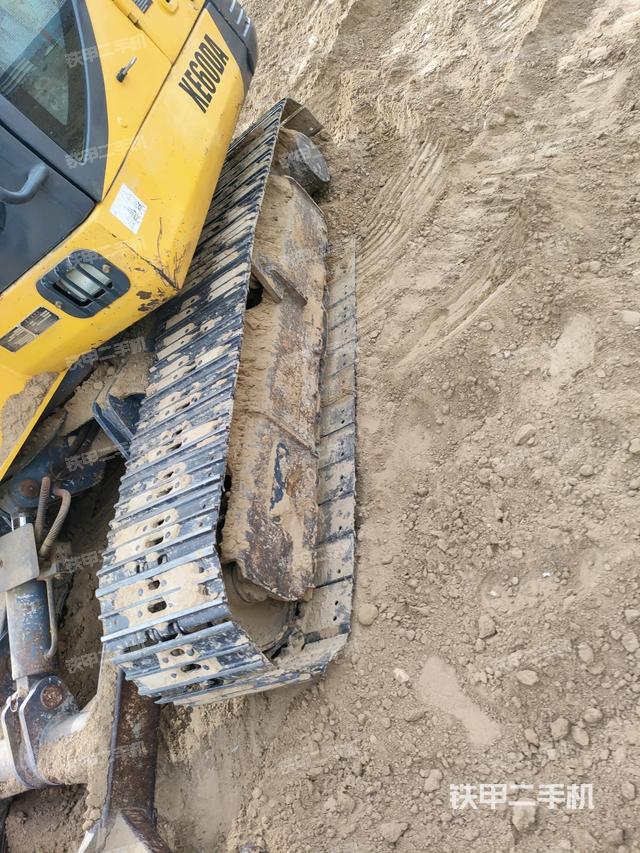 右側(cè)履帶整體?（行走機(jī)構(gòu)）