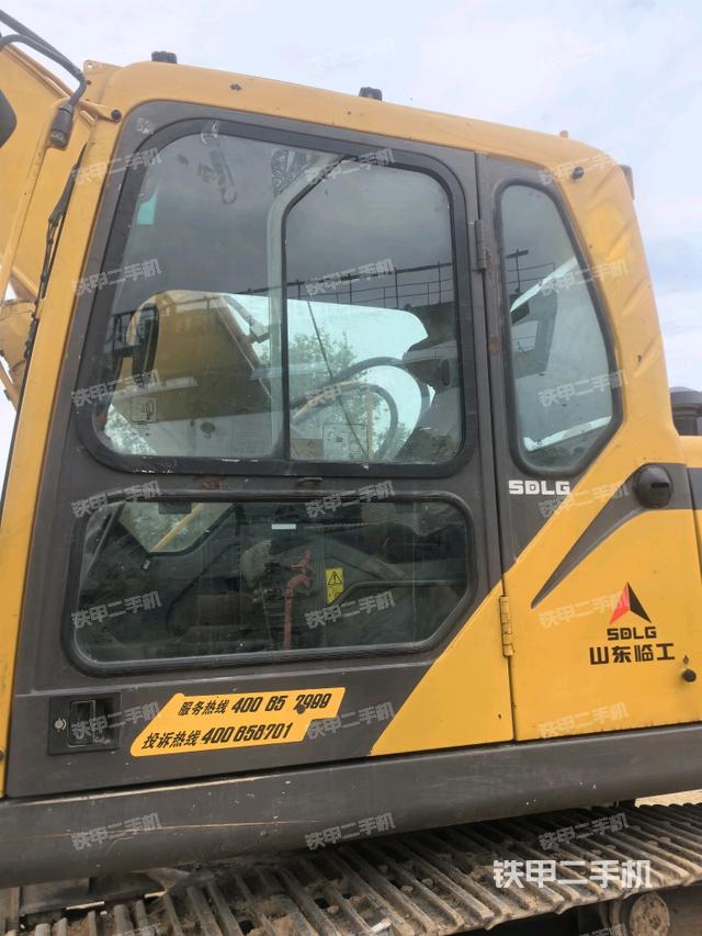 駕駛室正側（駕駛室部分）