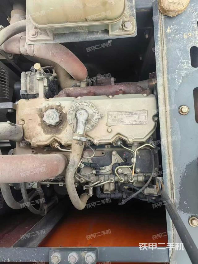 發(fā)動機(jī)整體俯視（整機(jī)外觀）