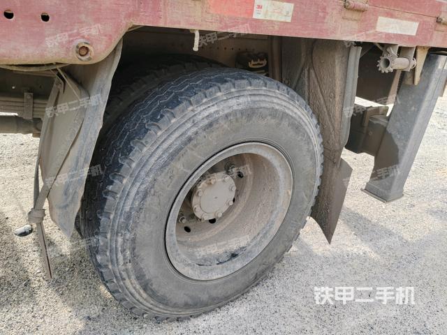 主副吊鉤（汽車起重機(jī)其他部件展示）