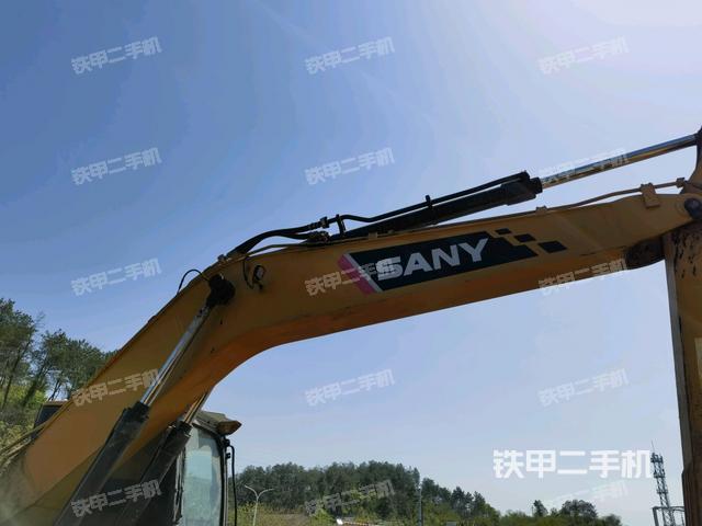 大臂整體?右側(cè)(工作和回轉(zhuǎn)裝置) 大臂整體?右側(cè)(工作和回轉(zhuǎn)裝置)