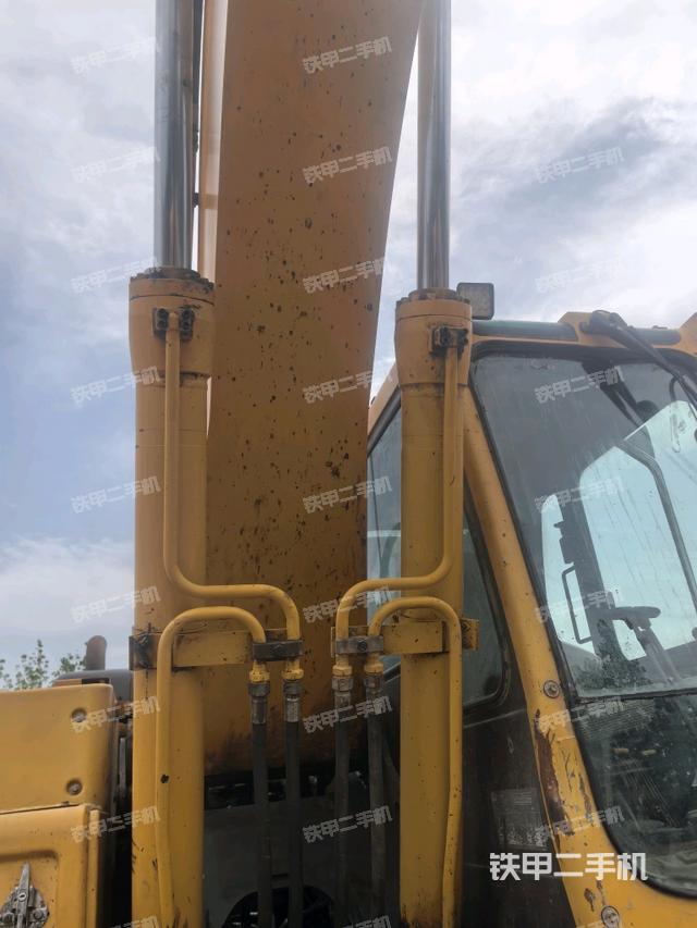 大臂油缸整體?豎拍（工作和回轉裝置）