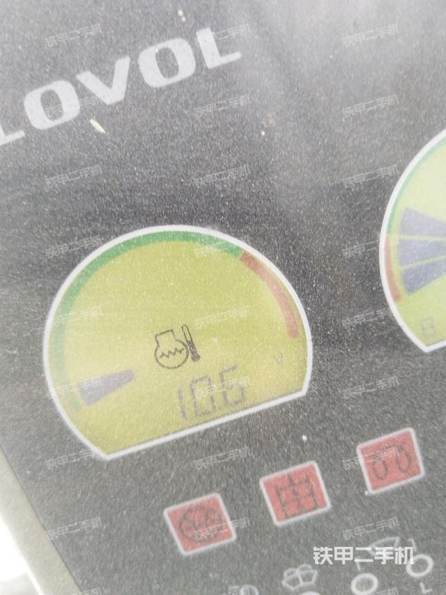 小時表(駕駛室部分) 小時表(駕駛室部分)