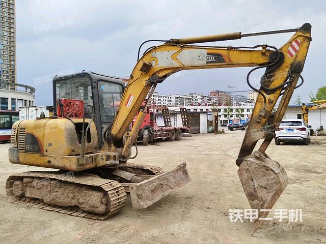 右前45(整機外觀) 右前45(整機外觀)