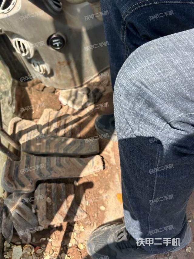 座椅后部（駕駛室部分）