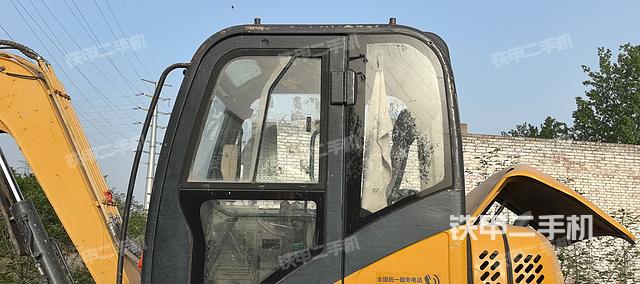 驾驶室整体（整机外观）