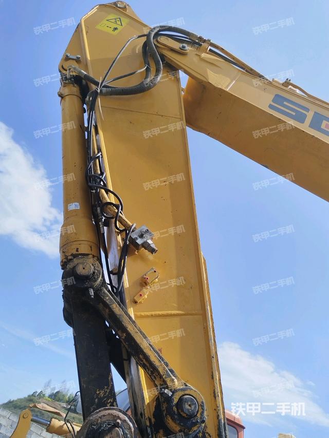 小臂整體左后（工作和回轉(zhuǎn)裝置）