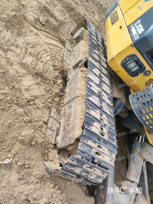 左側(cè)履帶整體?（行走機(jī)構(gòu)）