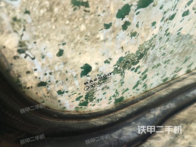 座椅后部(駕駛室部分) 座椅后部(駕駛室部分)