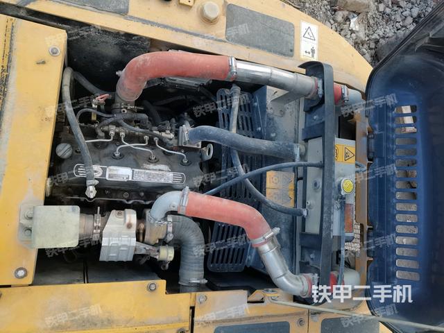 發(fā)動(dòng)機(jī)室(上車(chē)部件) 發(fā)動(dòng)機(jī)室(上車(chē)部件)