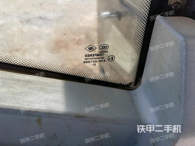 后窗玻璃角標(biāo)(駕駛室部分) 后窗玻璃角標(biāo)(駕駛室部分)