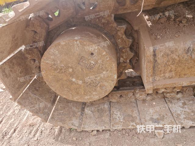 右驅(qū)動(dòng)輪（行走機(jī)構(gòu)）