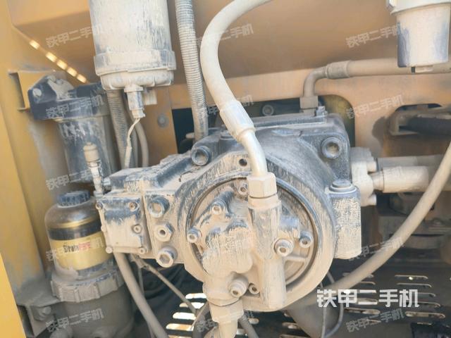 液壓泵斜45?左(大件艙室) 液壓泵斜45?左(大件艙室)