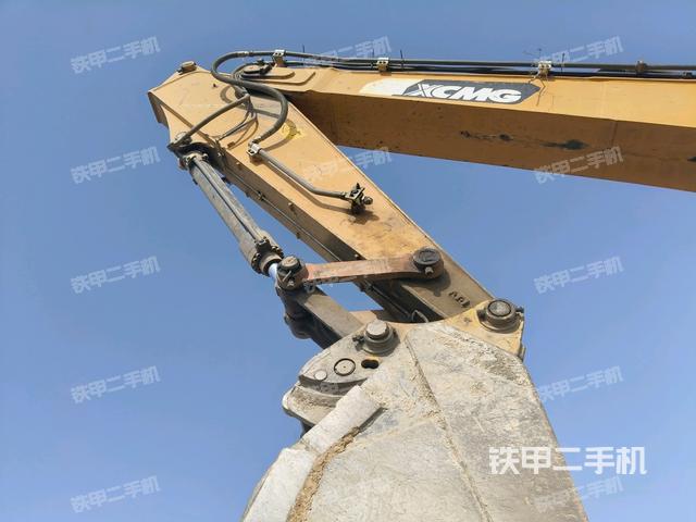 大臂整體?右側(cè)(工作和回轉(zhuǎn)裝置) 大臂整體?右側(cè)(工作和回轉(zhuǎn)裝置)