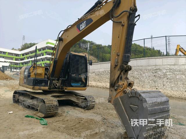 右前45(整機外觀) 右前45(整機外觀)